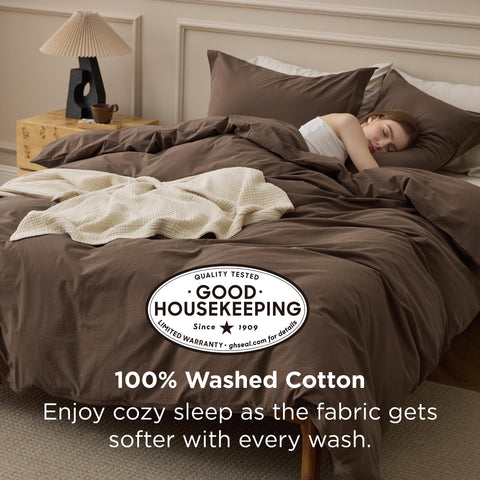 Bedsure soft washed cotton texture closeup shows breathable weave ideal for relaxed nights.
