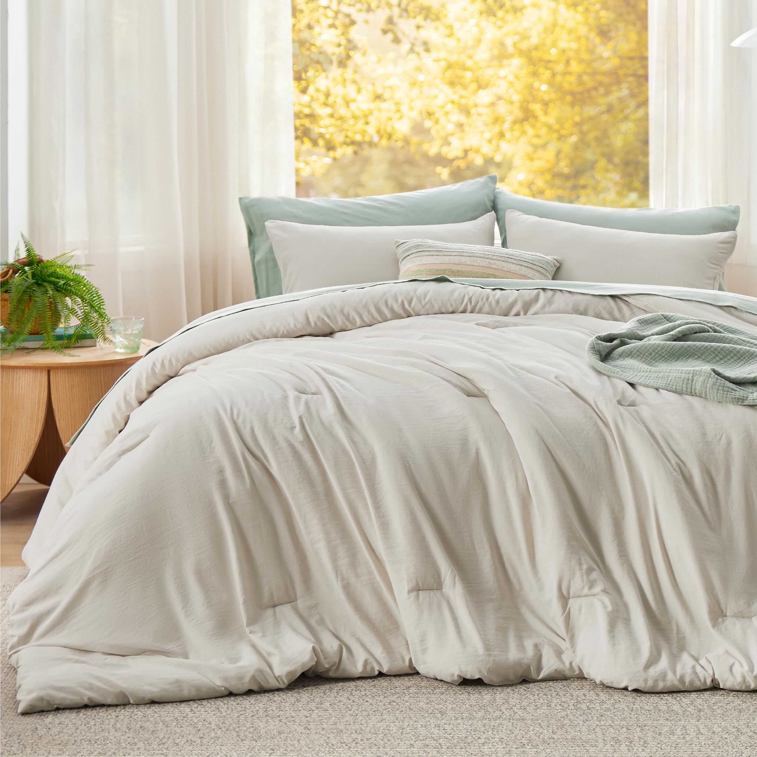 Bedsure beige comforter on bed highlights all season warmth.