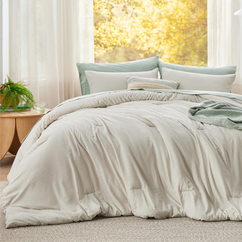 Bedsure beige comforter on bed highlights all season warmth.