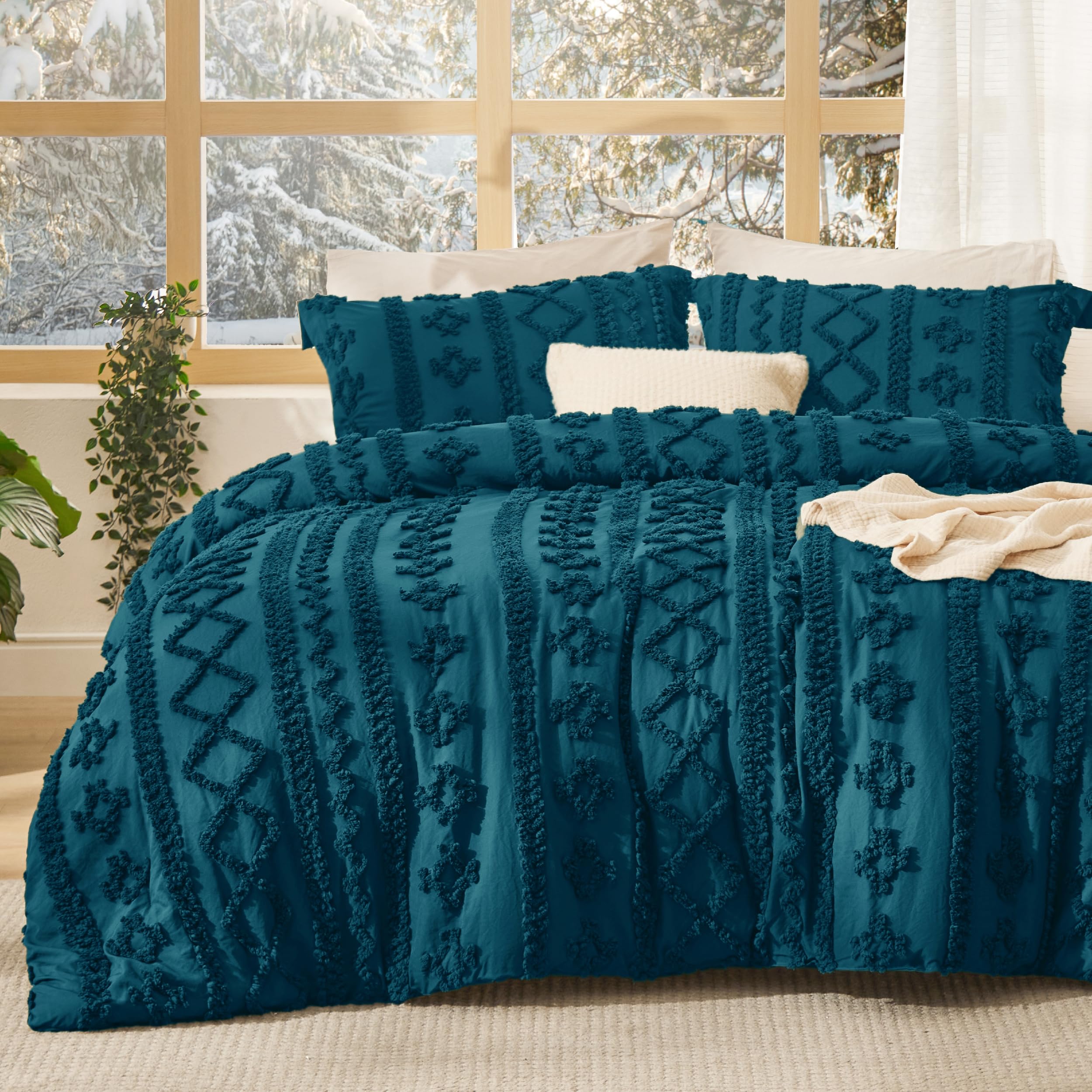 Bedsure tufted boho comforter queen close-up shows rich 3D embroidery texture.