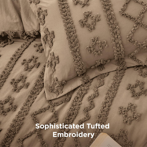 Bedsure two pillow shams complete the three-piece set