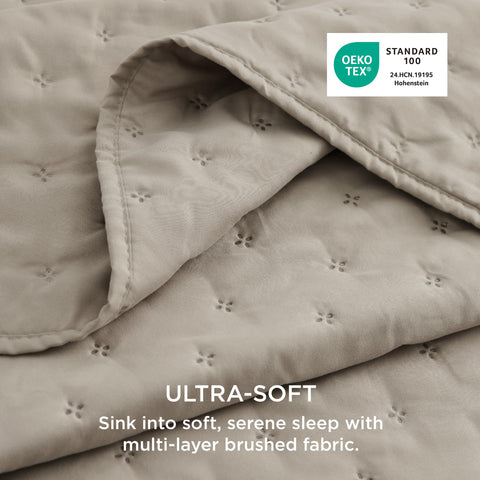Bedsure ultrasonically quilted surface closeup reveals seamless layers and softness for enhanced drape