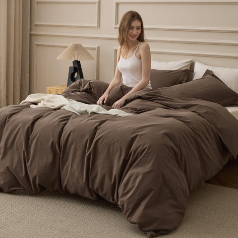 Bedsure duvet cover close-up of linen-like fabric texture for breathable comfort.