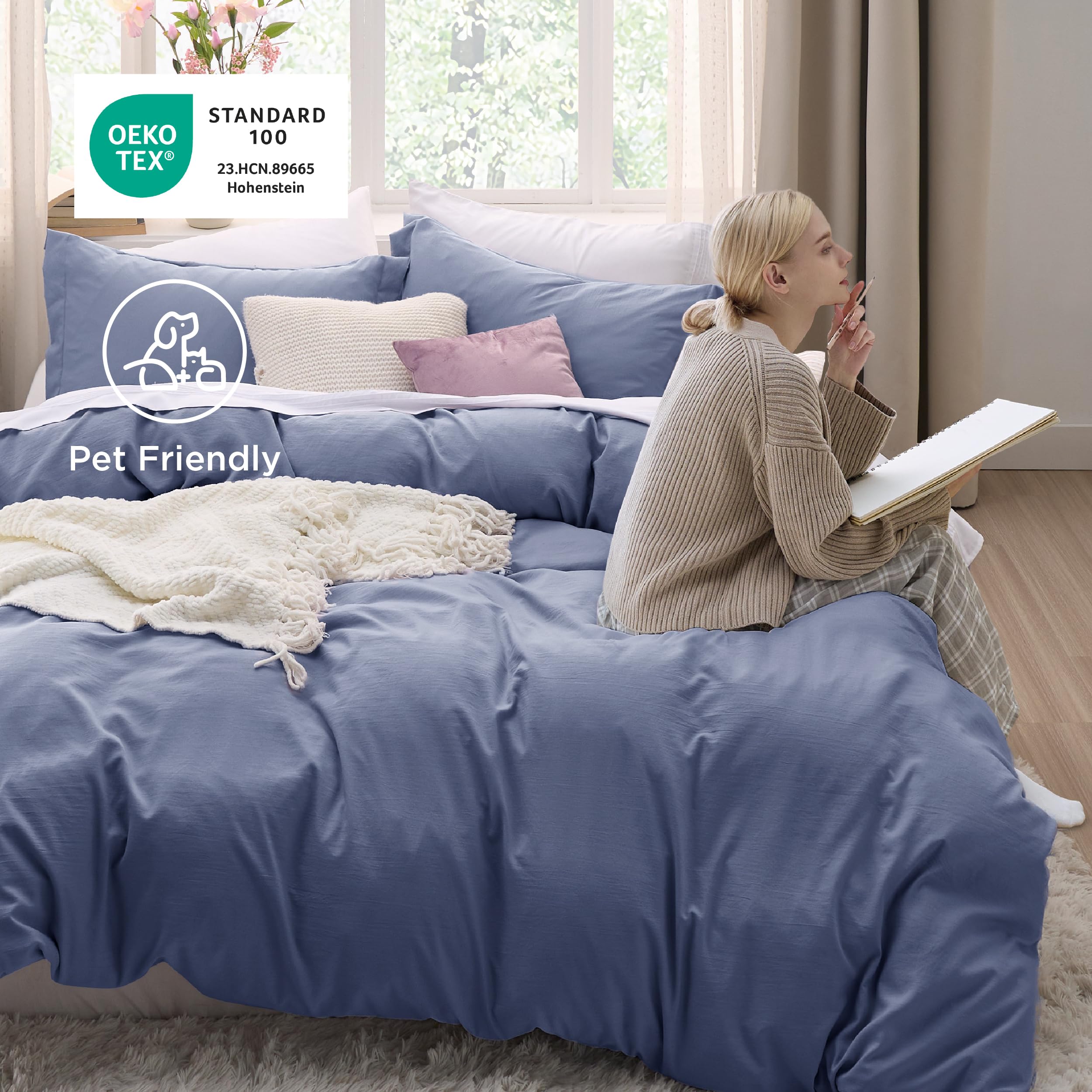 Bedsure zipper-closure design simplifies changing bedding quickly.