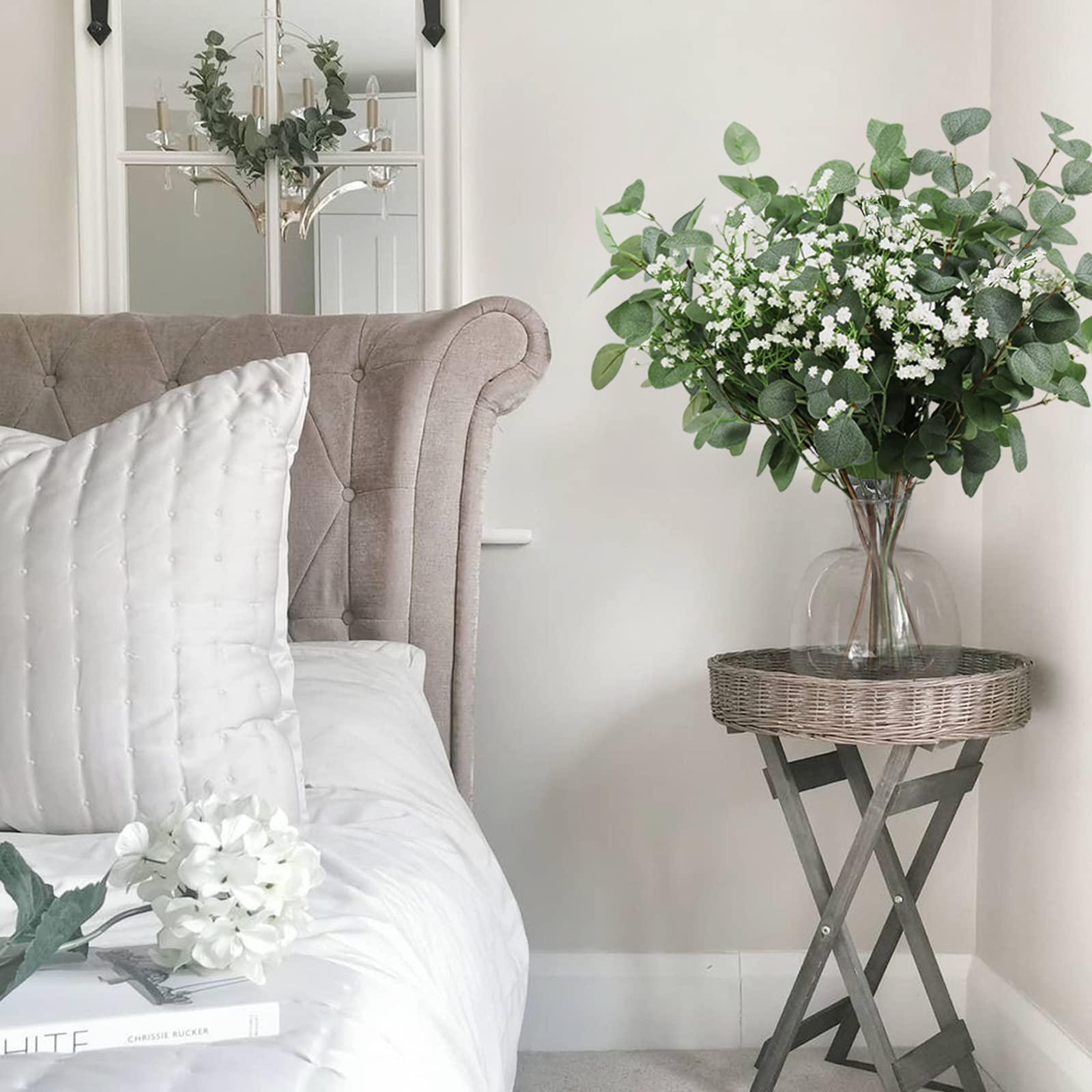 Beferr home decor greenery, low maintenance and easy to clean.