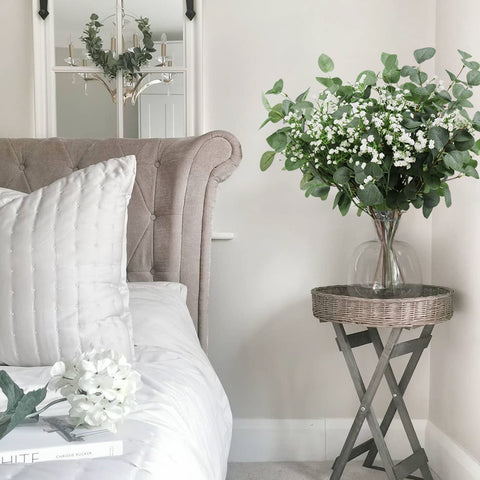Beferr home decor greenery, low maintenance and easy to clean.
