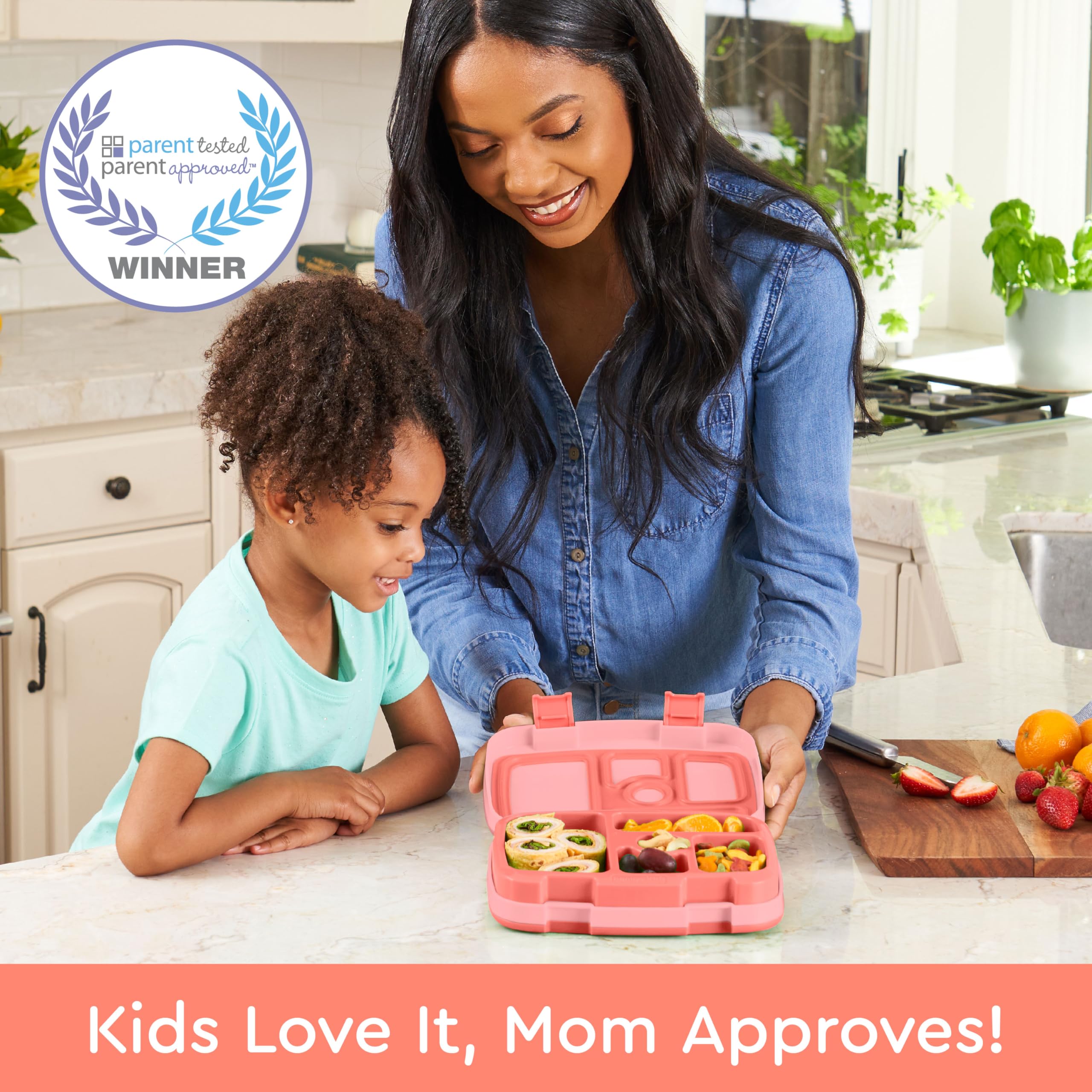 Bentgo Kids leak-proof lid with kid-friendly latches minimizes spills during transport.