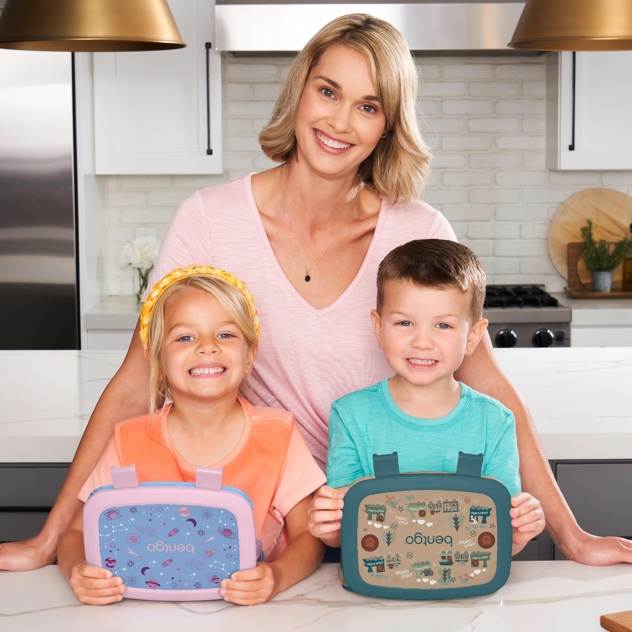 Bentgo Kids Prints Lavender Galaxy lid close-up showing leak-proof seal for mess-free lunches
