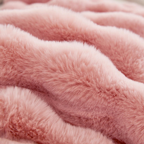 BENVWE living room decor vibe with Dusty Pink accent blanket on sofa