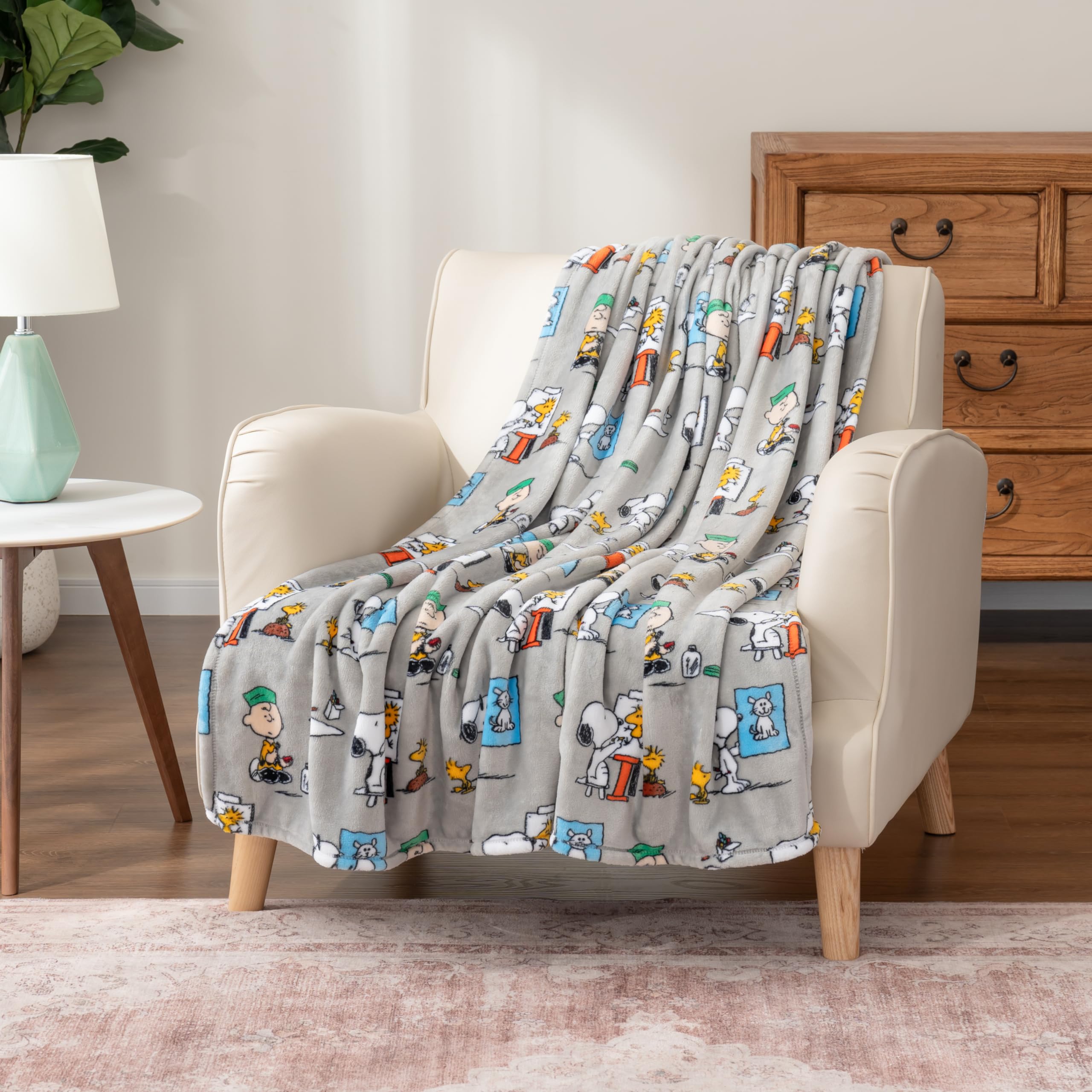 Machine-washable design simplifies cleanup after playtime.