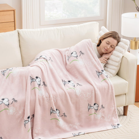 Berkshire Blanket Peanuts VelvetLoft Snoopy character design adds playful charm.