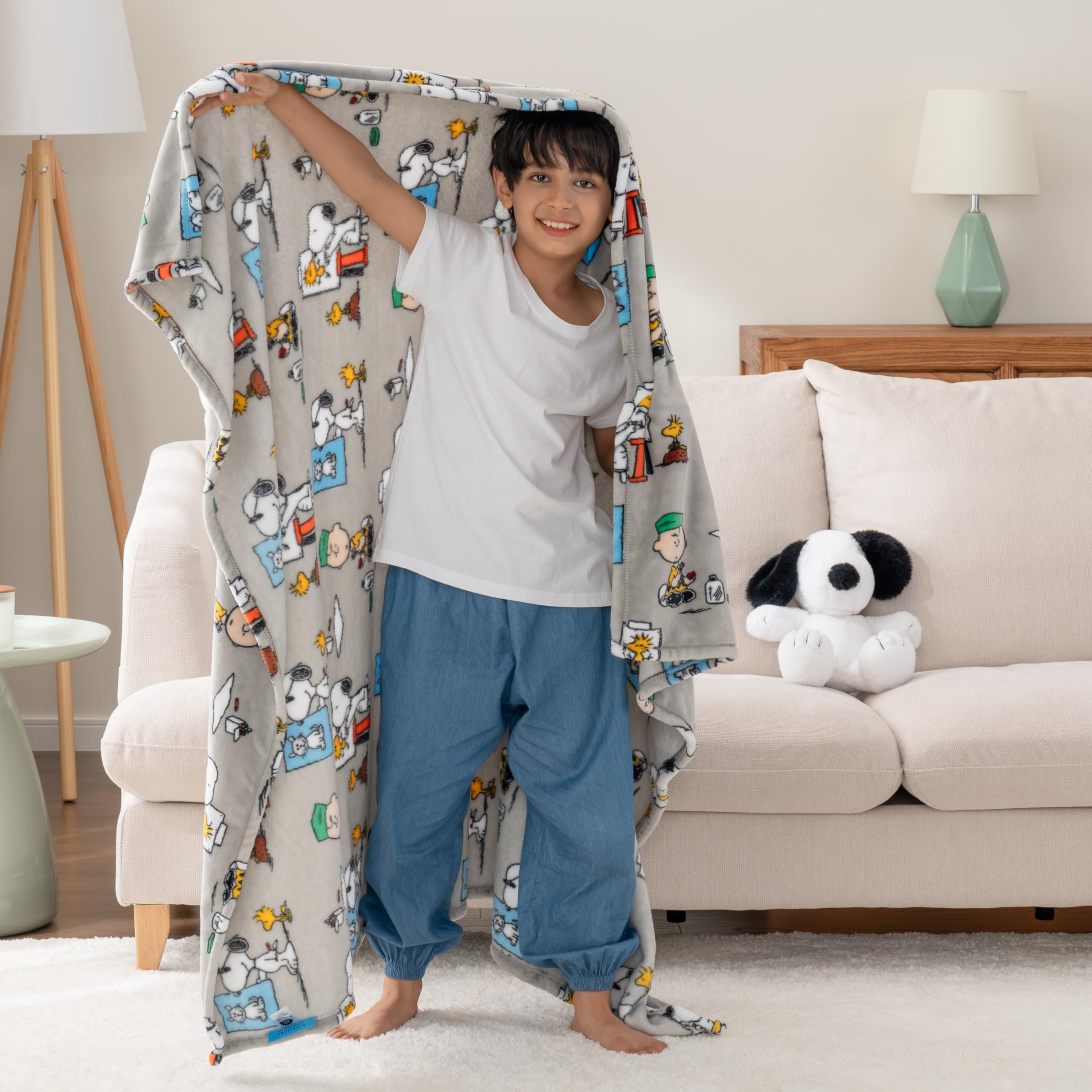 Berkshire Blanket logo and Snoopy artwork highlight licensed character.