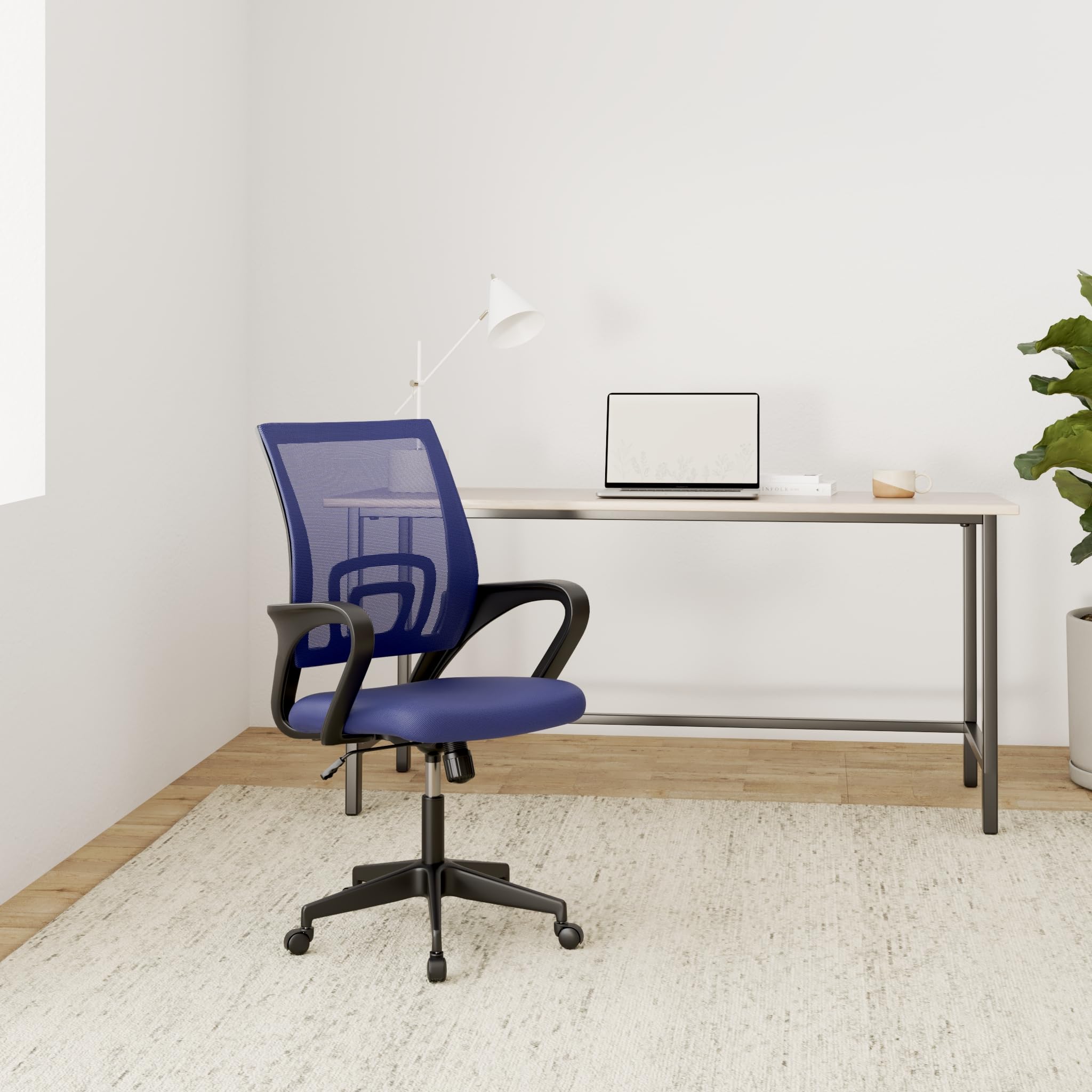BestOffice ergonomic chair lumbar support supporting posture during desk tasks.