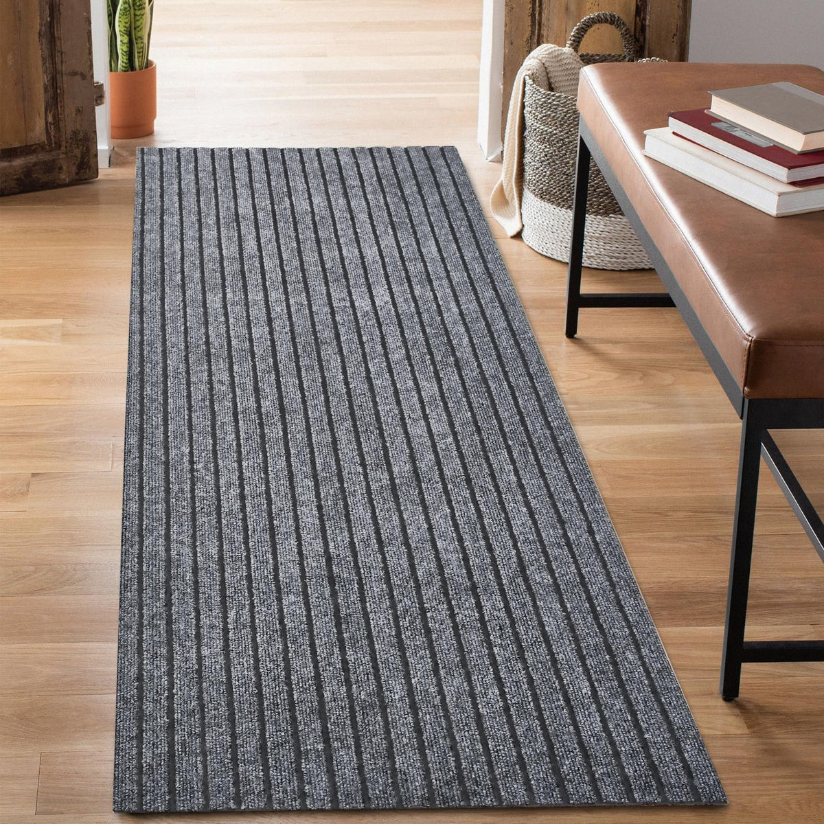 BESTVUE runner rug texture close-up shows soft, durable polypropylene.
