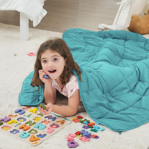 BETU teal weighted blanket twin size on bed promotes restful sleep.