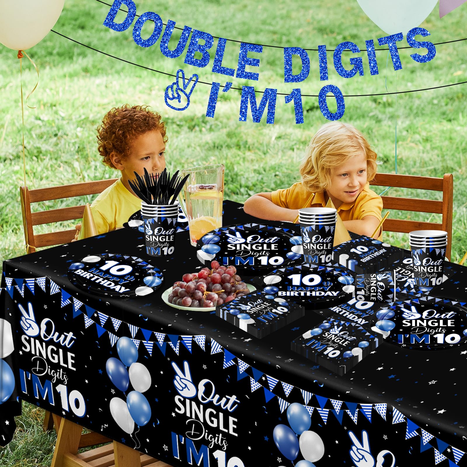 Bezkega navy blue tablecloth creates a crisp party base