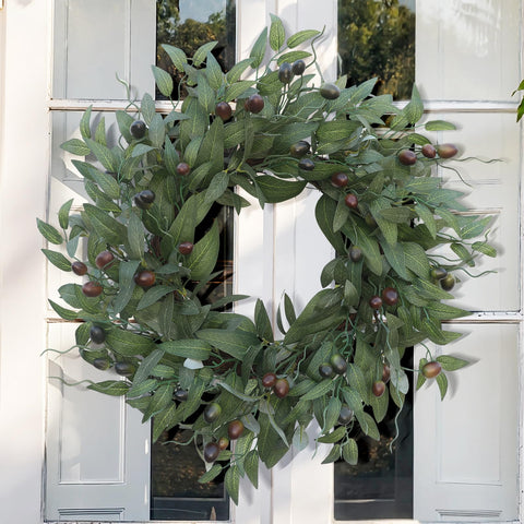BHHDA olive wreath leaf texture highlights natural charm.