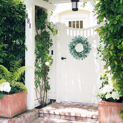 Bibelot Mediterranean style wreath offers romantic, natural charm for weddings