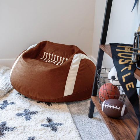 Big Joe basketball-theme bean bag, light and easy to move.