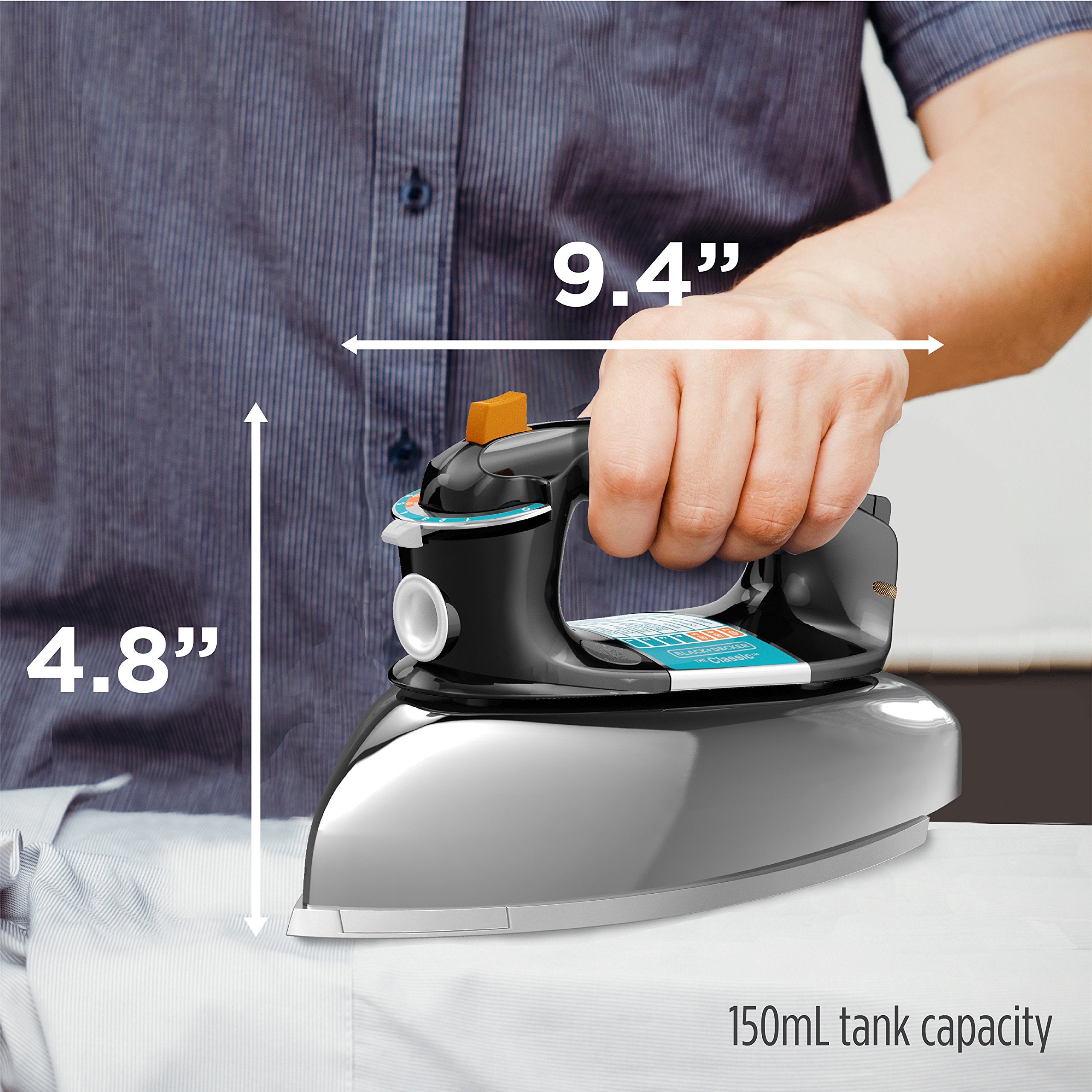 BLACK+DECKER Classic Iron dry steam option for quick crease removal