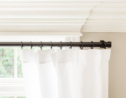 BLASTHOME two-curtain setup using 18 rings for a full look