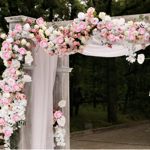 BLEUM CADE roses with bendable stems for versatile table decor