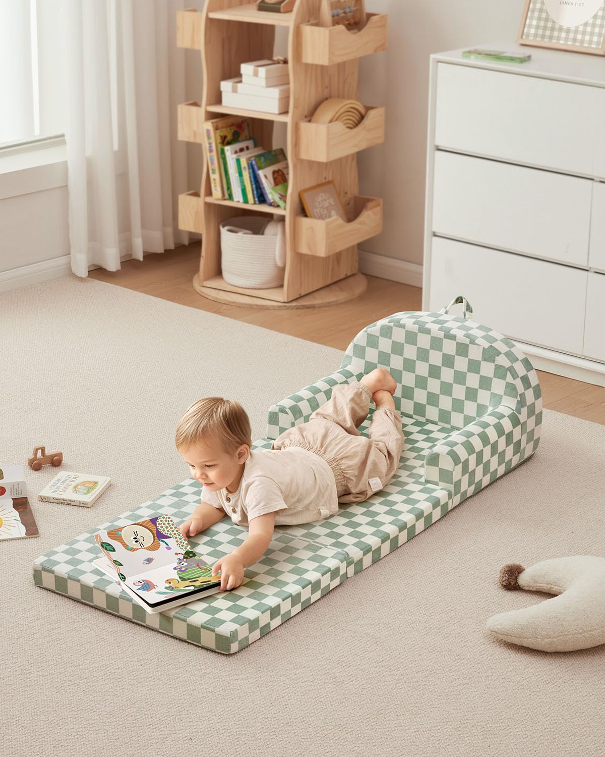 Blissful Diary high-density-foam-seat delivers stable support for curious, active kids.