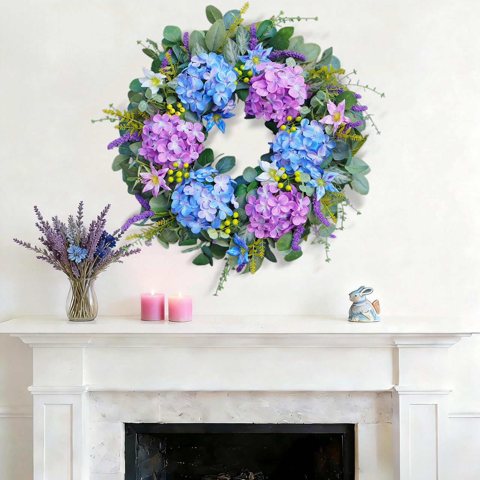 Bloeien watercolor-inspired wreath offers an artistic entryway statement