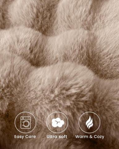 Blunique plush fur side with soft flannel reverse for comfort