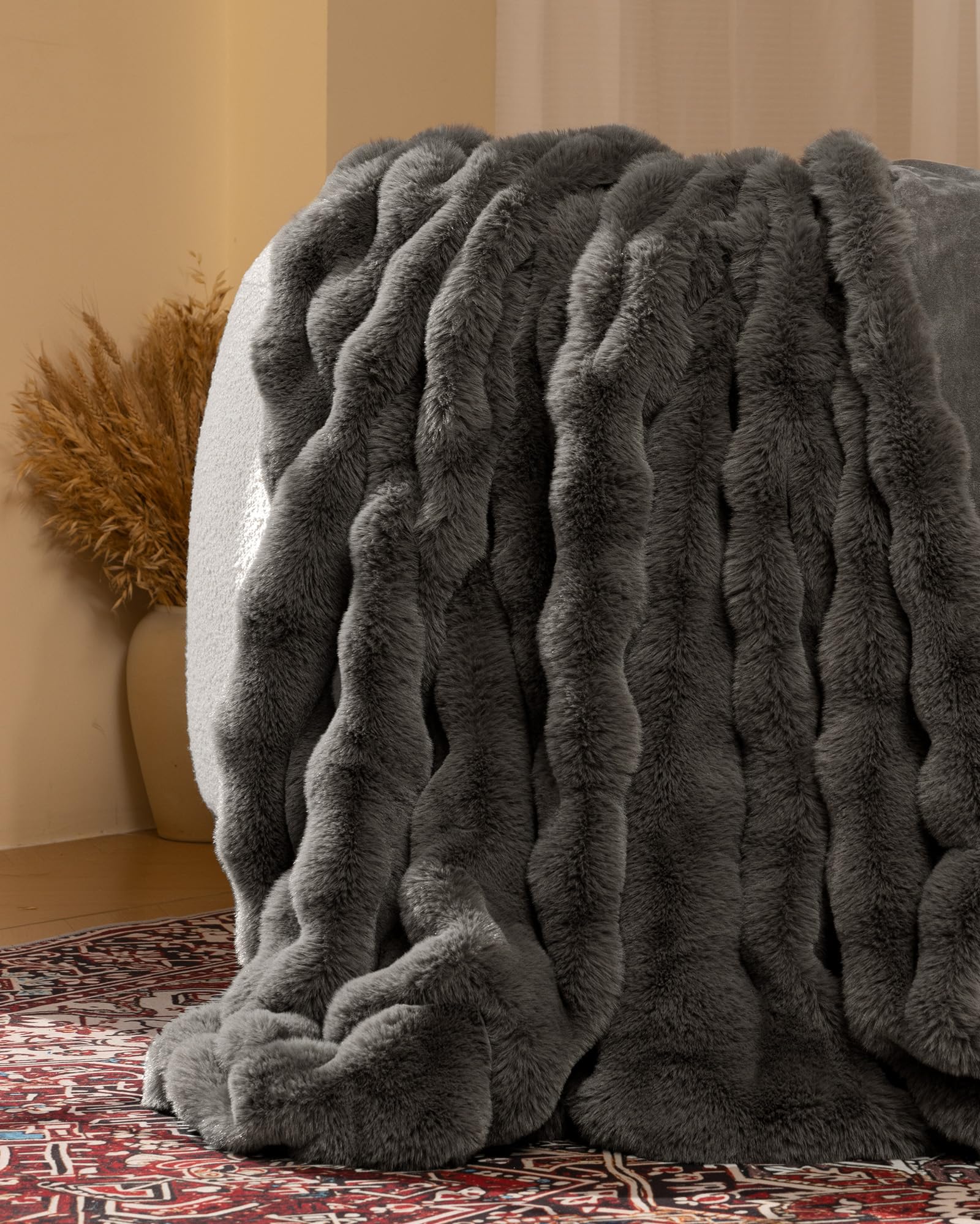 blunique dual-texture close-up shows fur and short plush warmth