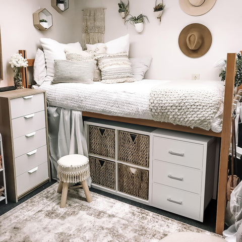 Boluo closet drawer with an open drawer highlights easy access and organized storage