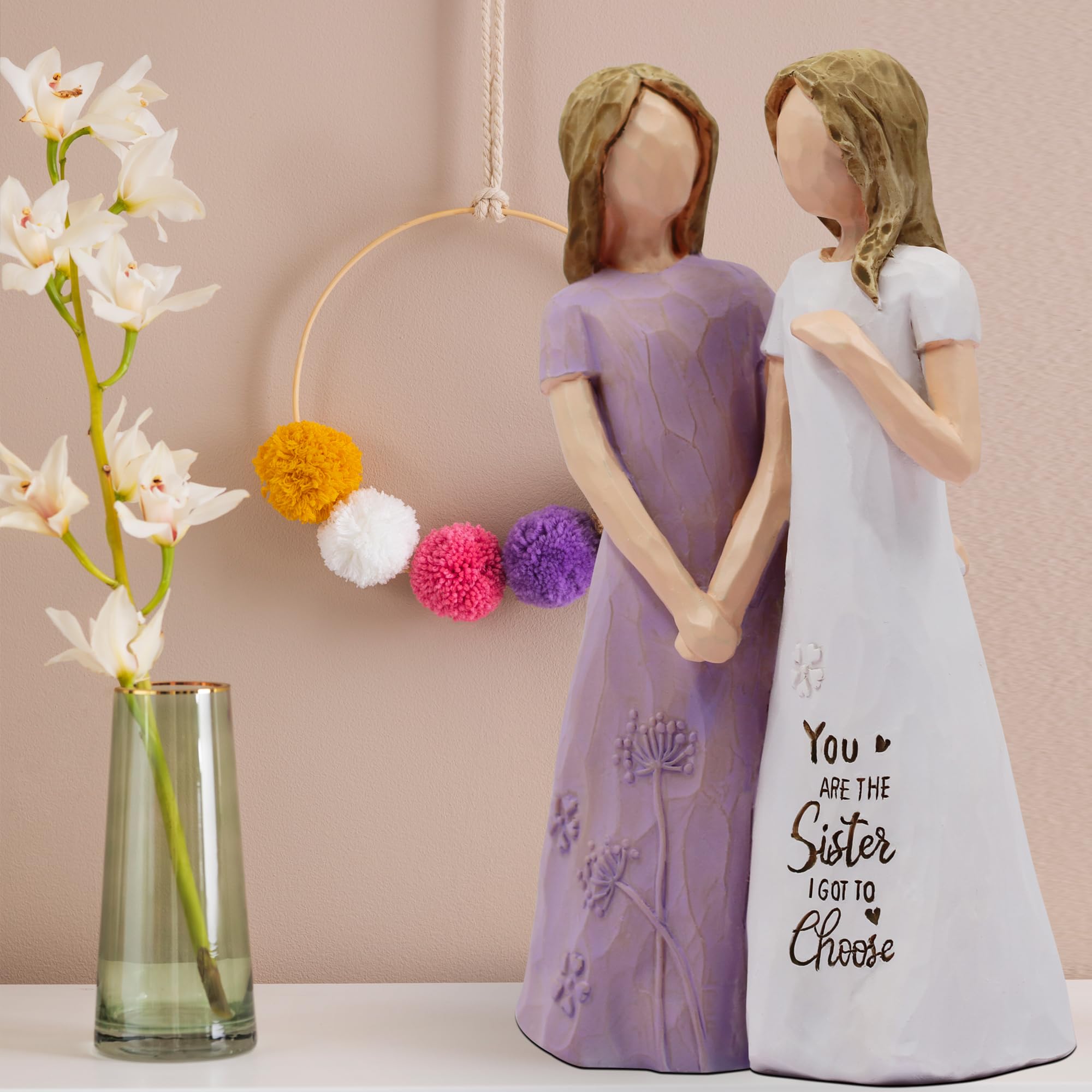 BORLESTA sister statue, a thoughtful birthday gift that adds artistic charm.