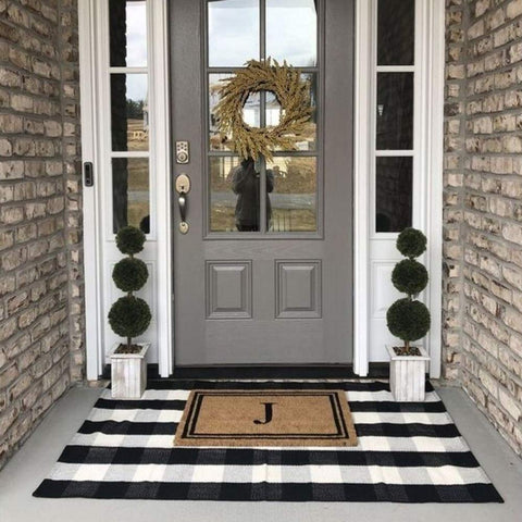 Bottalive Buffalo Plaid Rug for indoor outdoor use suitable on porches and floors
