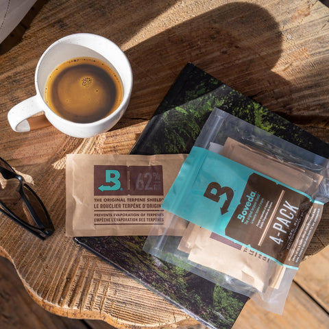 Boveda pack ready to use inside a container for immediate placement.