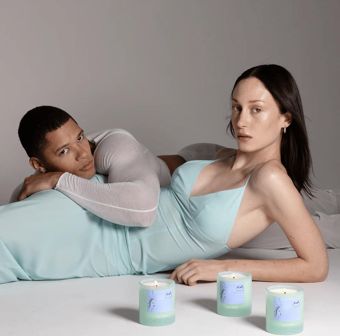 Boy Smells Spa Water candle diffusion fills space with fresh brightness