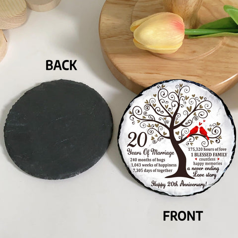 Bozspacer slate with white ink preserves inscriptions in outdoor spaces.