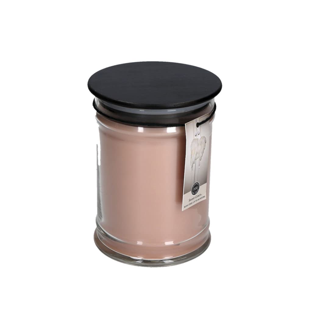 Bridgewater Sweet Grace 18oz jar top view showing inviting fragrance diffusion