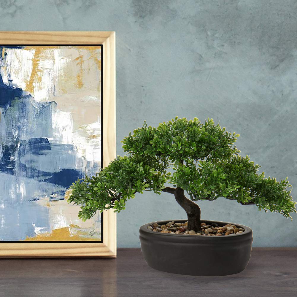 Briful artificial bonsai makes a thoughtful housewarming gift