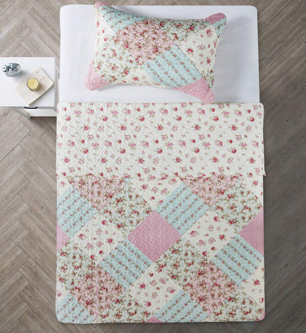 Brilliant Sunshine all-season lightweight coverlet for easy layering.