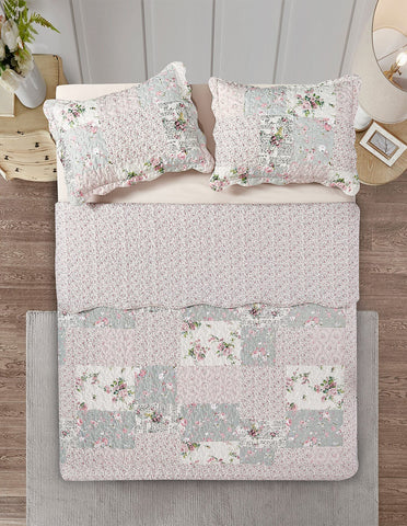 Brilliant Sunshine microfiber quilt with soft fill delivers light warmth.
