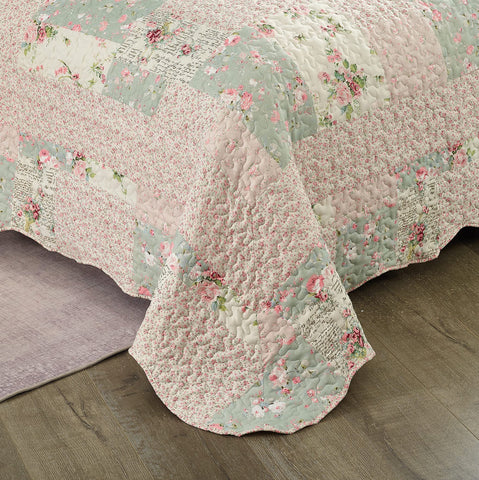 Brilliant Sunshine pillow shams measure 20x26 inches.