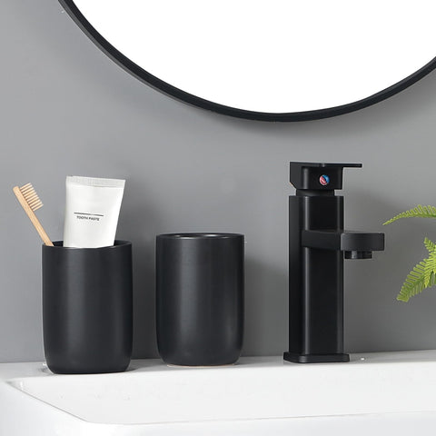 BSDISP gift-ready bathroom set, ideal for housewarming or thoughtful gifts