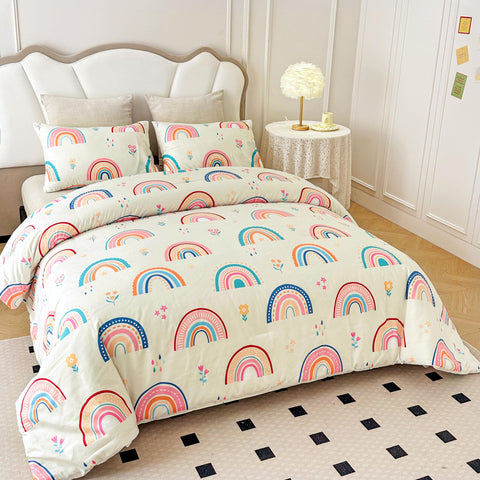 Btargot 3D print design detail adds playful bed decor.