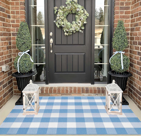 BUAGETUP entryway indoor-outdoor rug suits multiple rooms and setups.