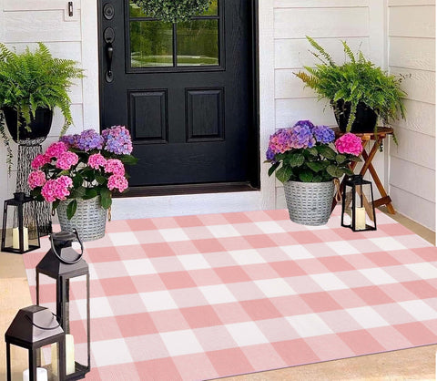BUAGETUP farmhouse checkered pattern brings timeless charm to any space.