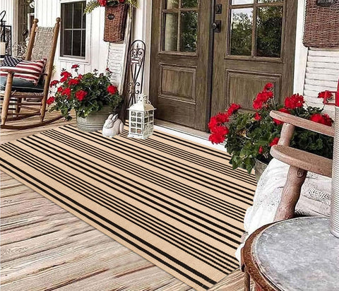 BUAGETUP indoor-outdoor rug withstands high-traffic areas with easy cleaning routines
