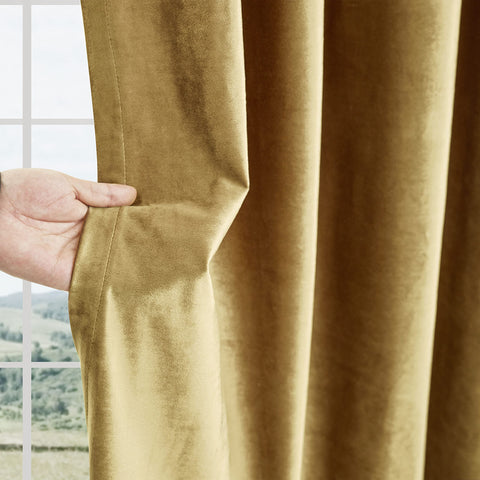 Thermal properties of BULBUL Velvet Gold Curtains in action
