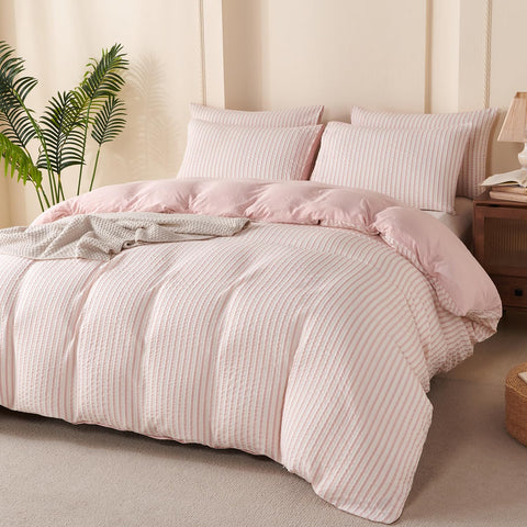 BUPIRD cloud-like down-alternative fill for year-round warmth.