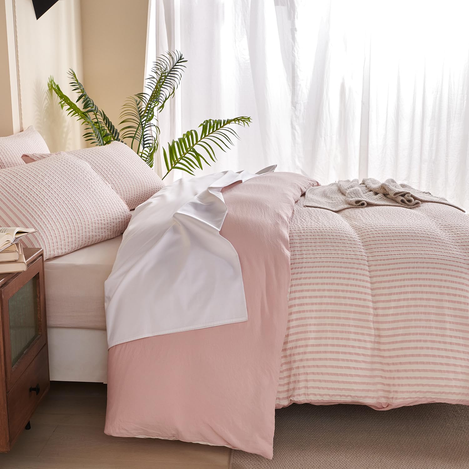 BUPIRD stylish bedding setup enhances modern bedroom aesthetics.