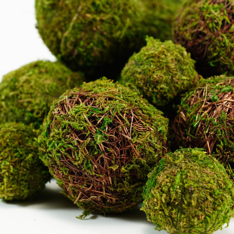 BYHER rattan balls add texture for rustic-chic vase arrangements.